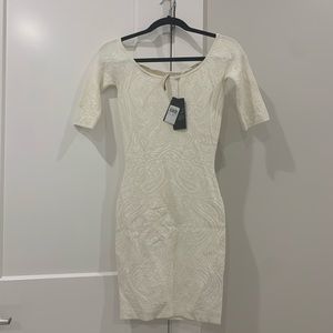 GUESS Three quarter sleeve paisley sweater dress